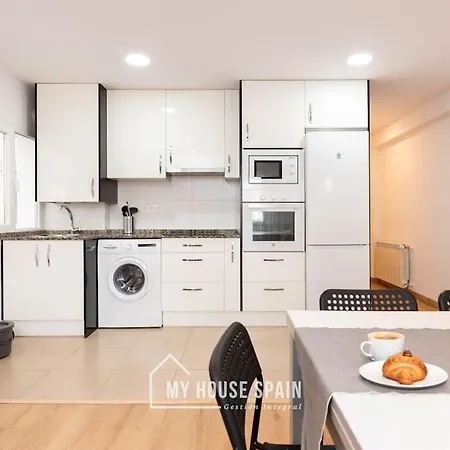 Myhousespain - Luminoso Y Amplio Piso En El Centro * Gijon